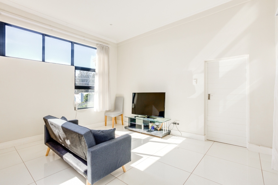 6 Bedroom Property for Sale in Forest Town Gauteng