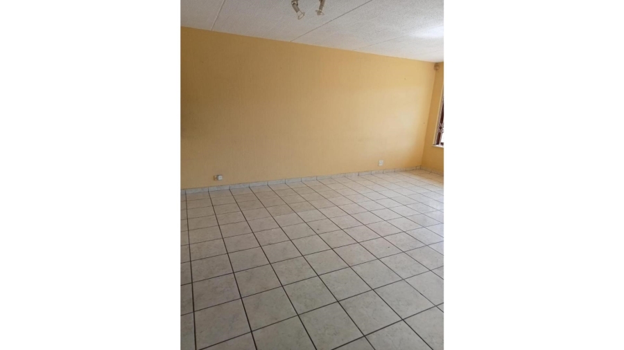 2 Bedroom Property for Sale in Sunninghill Gauteng