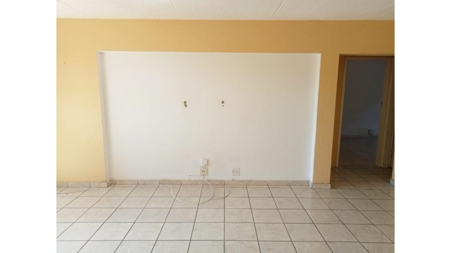 2 Bedroom Property for Sale in Sunninghill Gauteng