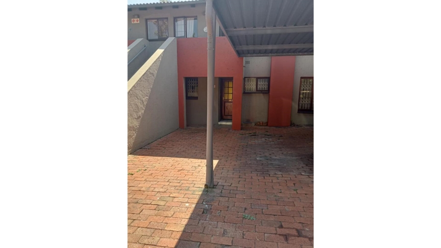 2 Bedroom Property for Sale in Sunninghill Gauteng