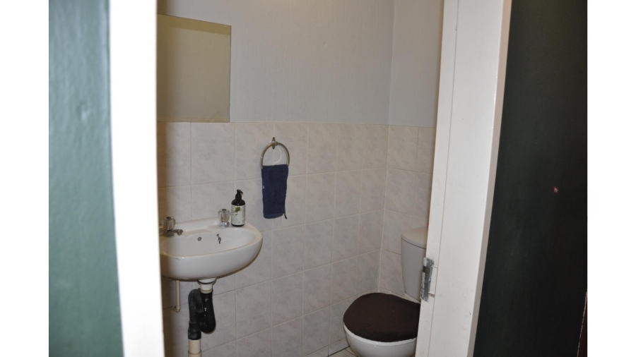 2 Bedroom Property for Sale in Vorna Valley Gauteng