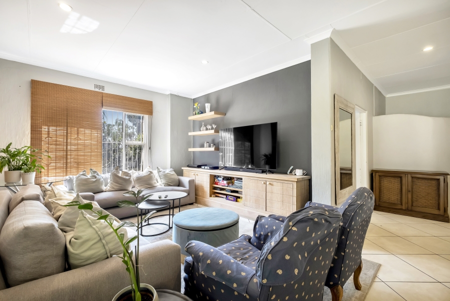 4 Bedroom Property for Sale in Linden Gauteng