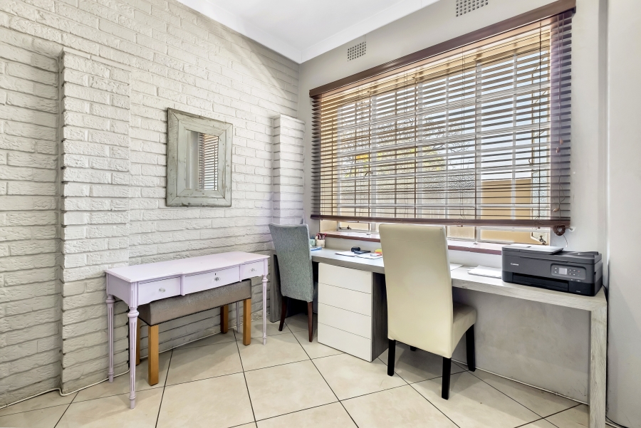 4 Bedroom Property for Sale in Linden Gauteng
