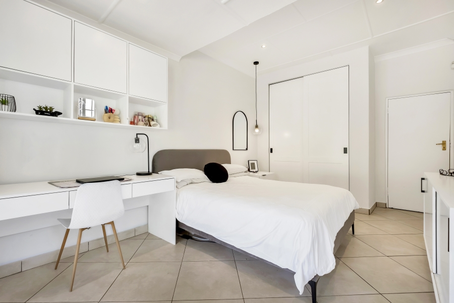 4 Bedroom Property for Sale in Linden Gauteng