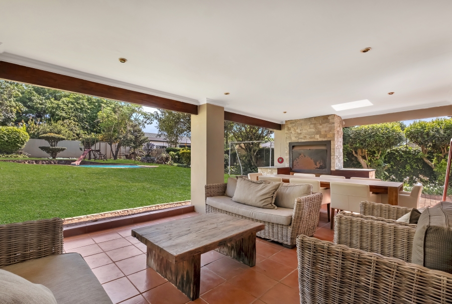 4 Bedroom Property for Sale in Linden Gauteng