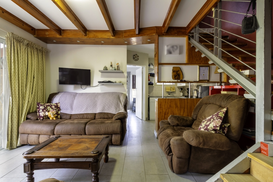 3 Bedroom Property for Sale in Wilgeheuwel Gauteng
