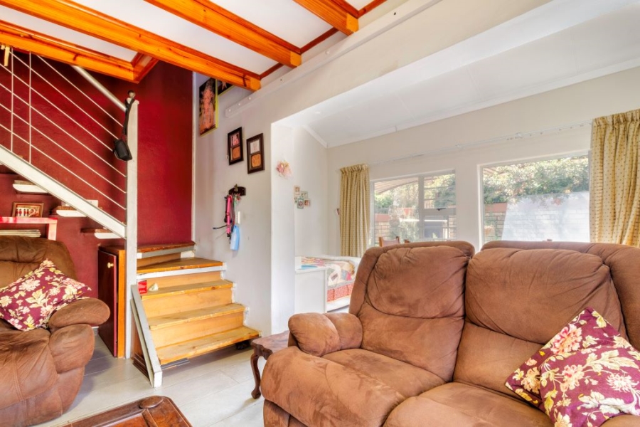 3 Bedroom Property for Sale in Wilgeheuwel Gauteng
