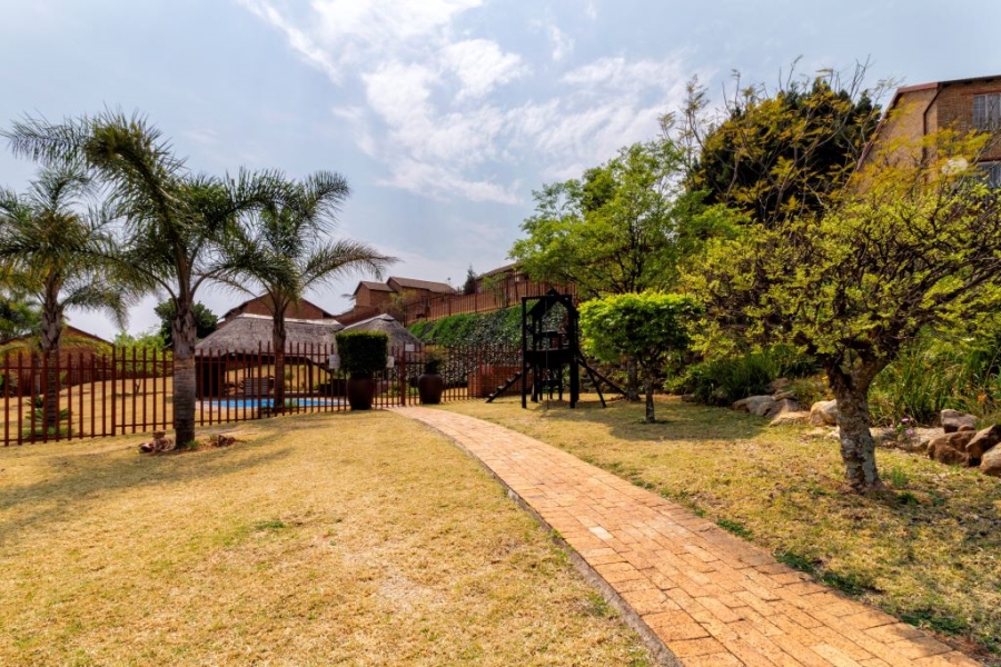 3 Bedroom Property for Sale in Wilgeheuwel Gauteng