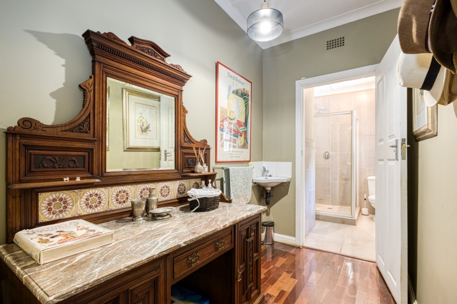 5 Bedroom Property for Sale in Savoy Estate Gauteng