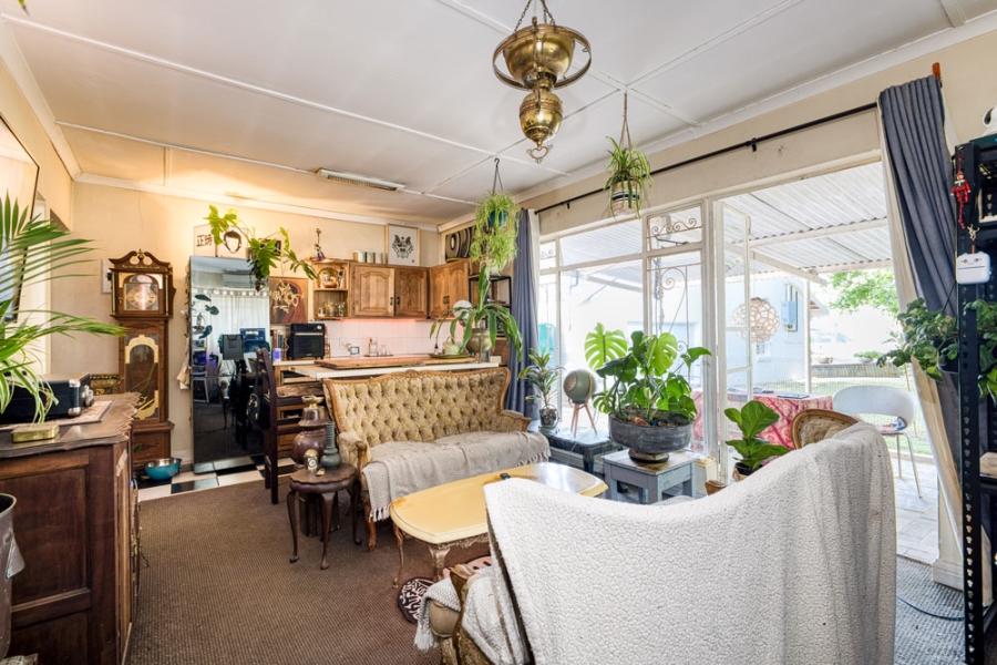 5 Bedroom Property for Sale in Savoy Estate Gauteng