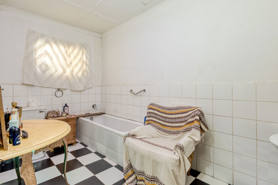 5 Bedroom Property for Sale in Savoy Estate Gauteng
