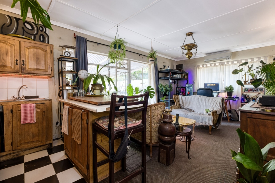 5 Bedroom Property for Sale in Savoy Estate Gauteng