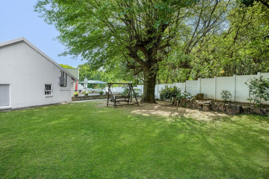 5 Bedroom Property for Sale in Savoy Estate Gauteng