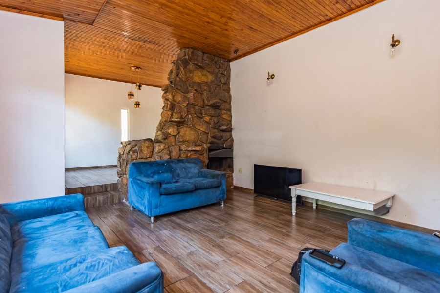 3 Bedroom Property for Sale in Wilro Park Gauteng