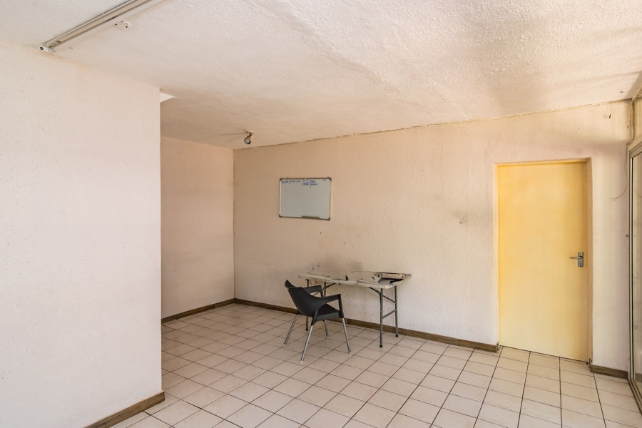 3 Bedroom Property for Sale in Wilro Park Gauteng
