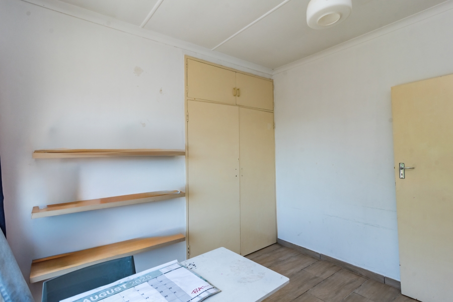 3 Bedroom Property for Sale in Wilro Park Gauteng