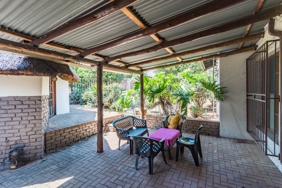 3 Bedroom Property for Sale in Wilro Park Gauteng