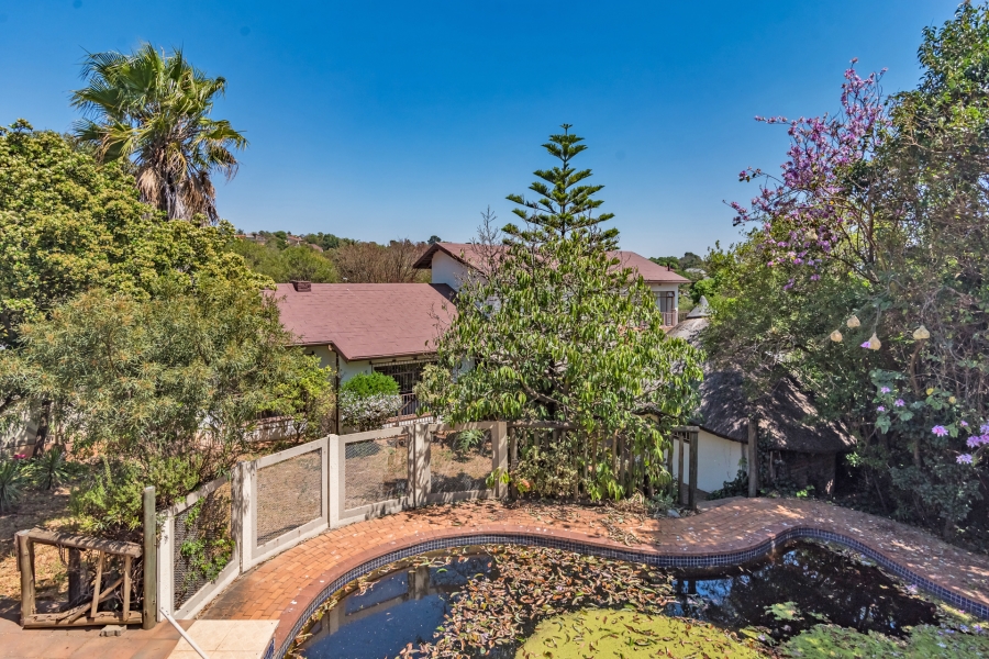 3 Bedroom Property for Sale in Wilro Park Gauteng