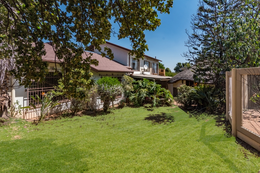 3 Bedroom Property for Sale in Wilro Park Gauteng
