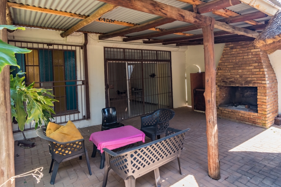 3 Bedroom Property for Sale in Wilro Park Gauteng