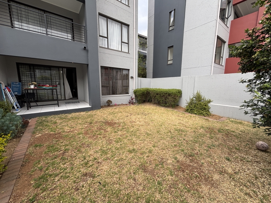 2 Bedroom Property for Sale in Barbeque Downs Gauteng