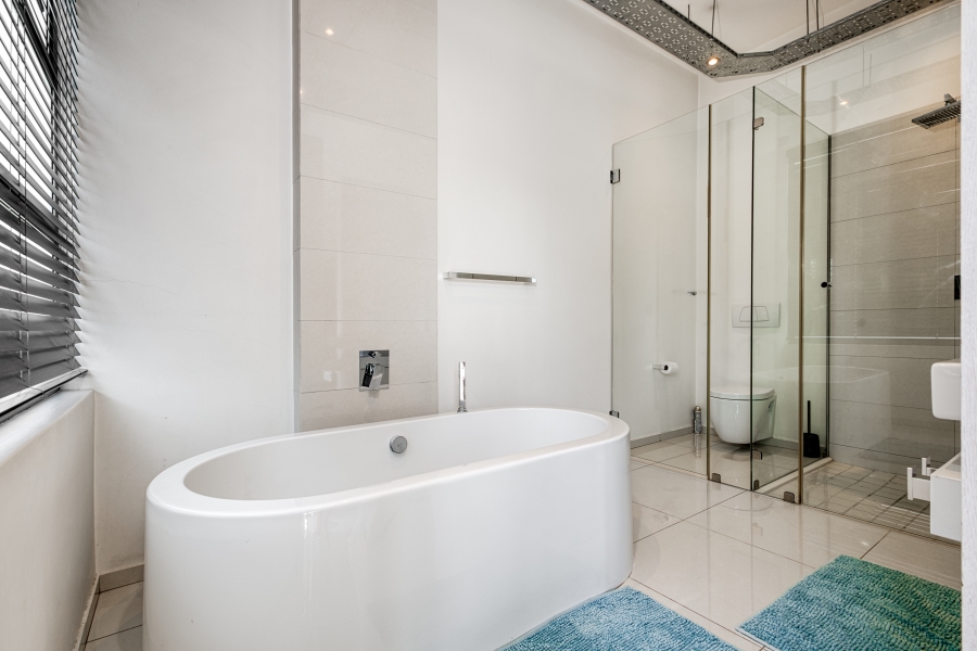 2 Bedroom Property for Sale in Dunkeld Gauteng