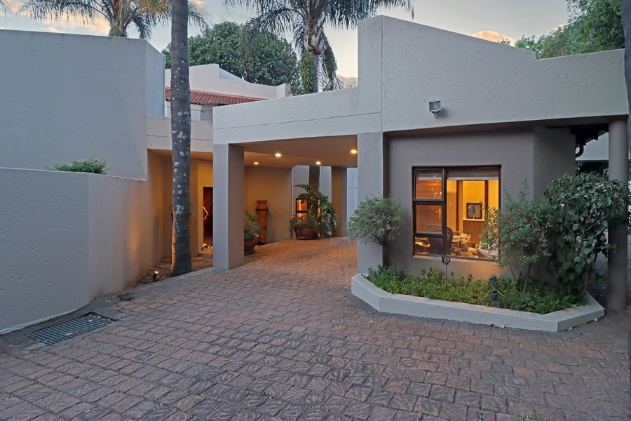 4 Bedroom Property for Sale in Bryanston Gauteng