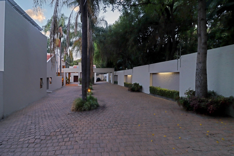 4 Bedroom Property for Sale in Bryanston Gauteng