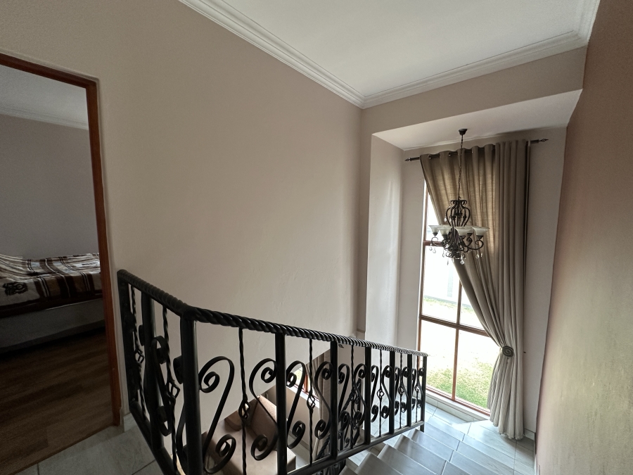 4 Bedroom Property for Sale in Verwoerdpark Gauteng