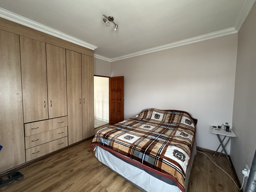 4 Bedroom Property for Sale in Verwoerdpark Gauteng