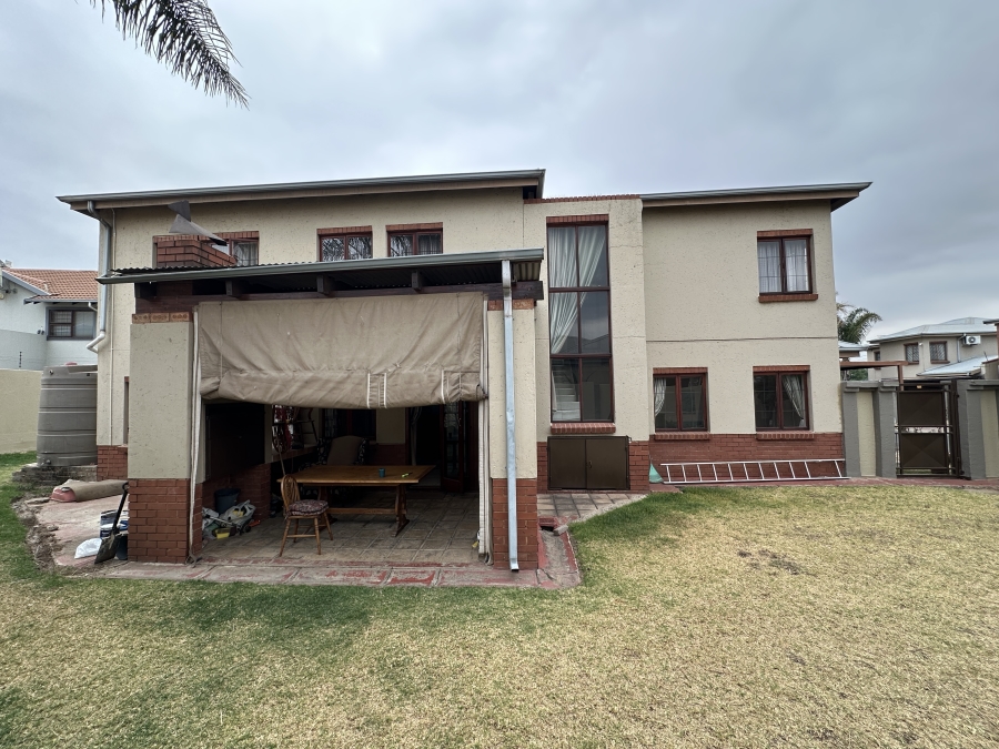 4 Bedroom Property for Sale in Verwoerdpark Gauteng