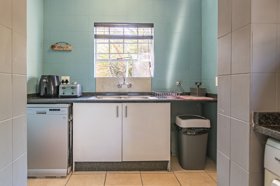 3 Bedroom Property for Sale in Honeydew Ridge Gauteng