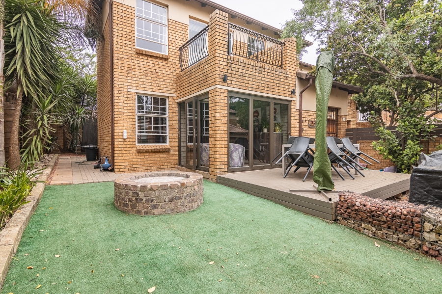 3 Bedroom Property for Sale in Honeydew Ridge Gauteng