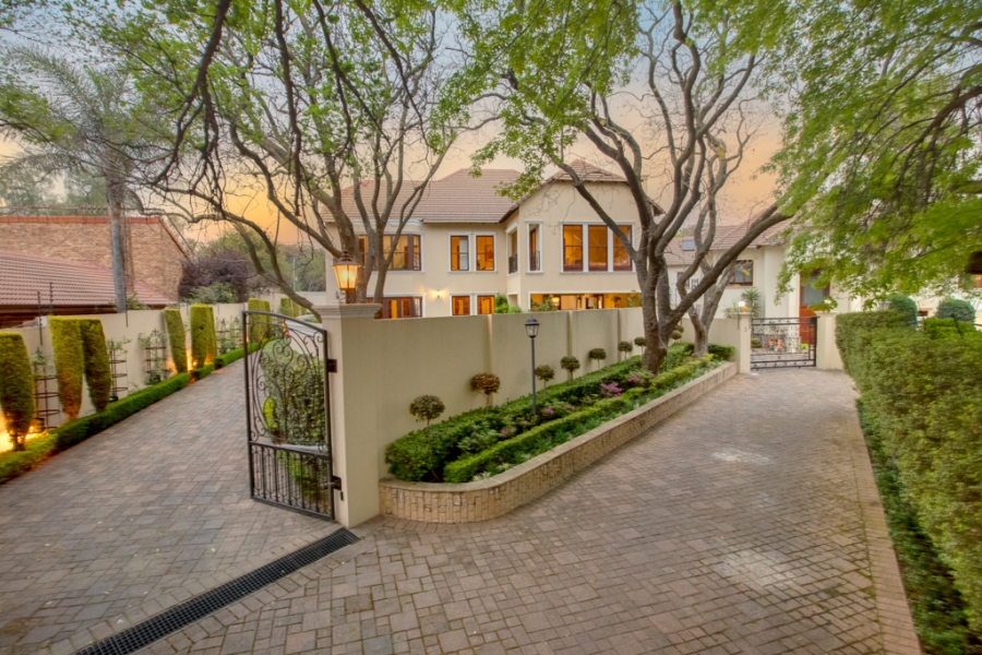 To Let 4 Bedroom Property for Rent in Bryanston Gauteng