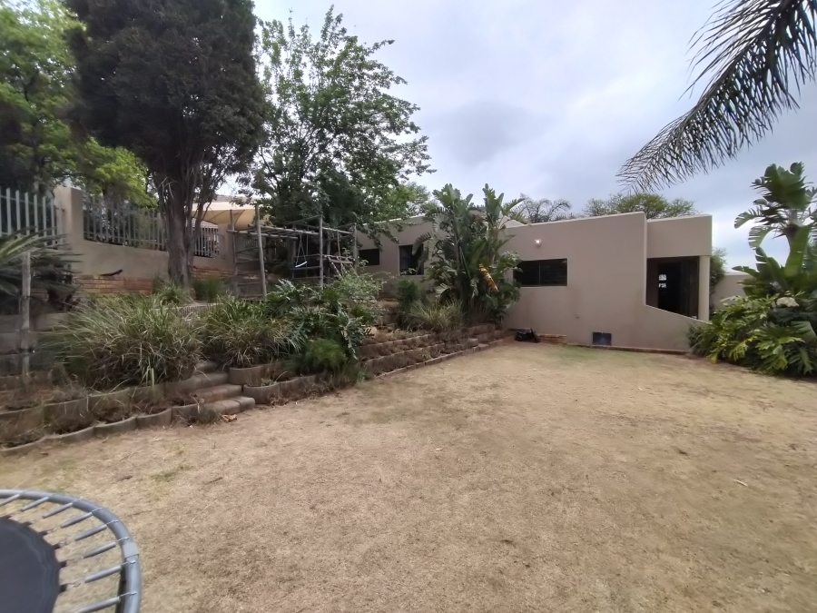 3 Bedroom Property for Sale in Noordheuwel Gauteng