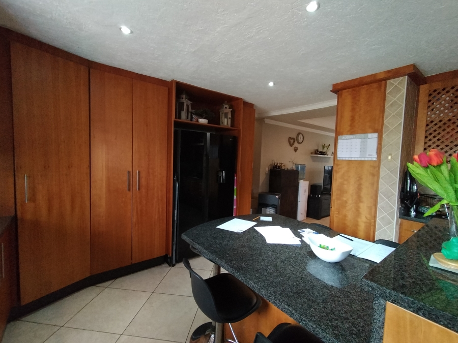 3 Bedroom Property for Sale in Noordheuwel Gauteng