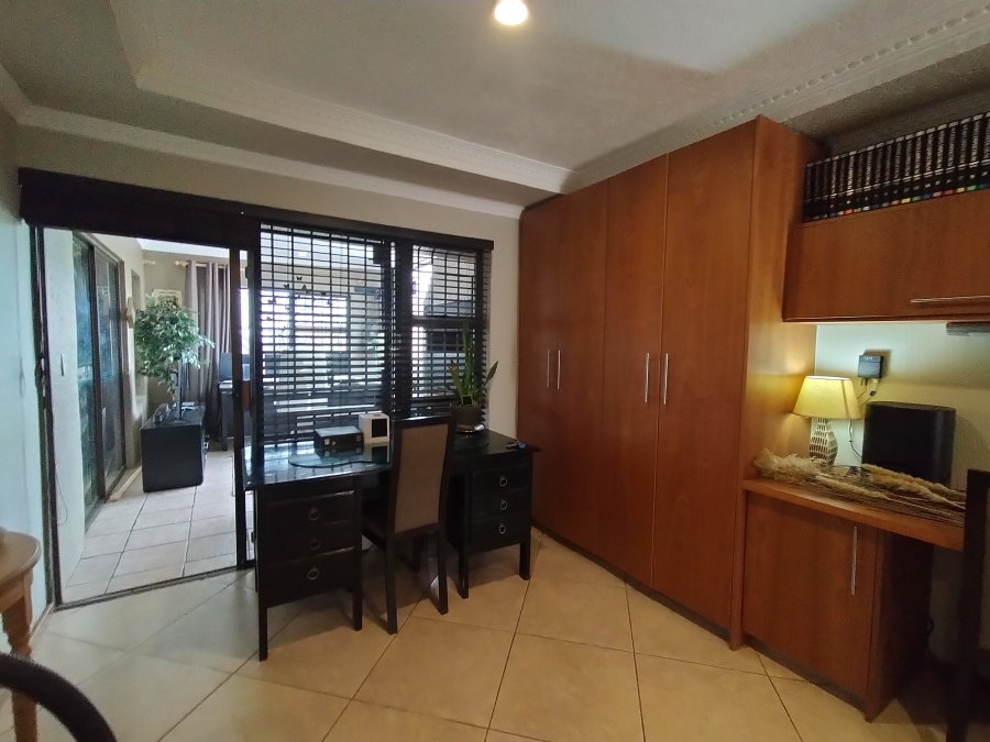 3 Bedroom Property for Sale in Noordheuwel Gauteng