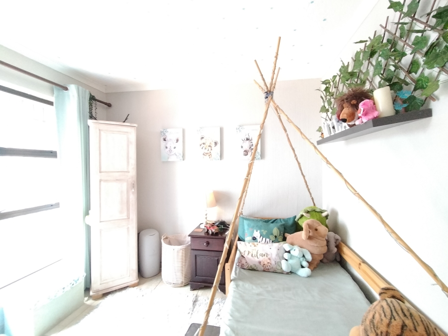 3 Bedroom Property for Sale in Noordheuwel Gauteng