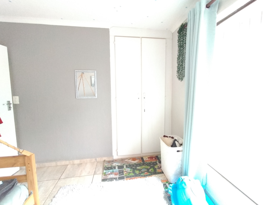 3 Bedroom Property for Sale in Noordheuwel Gauteng