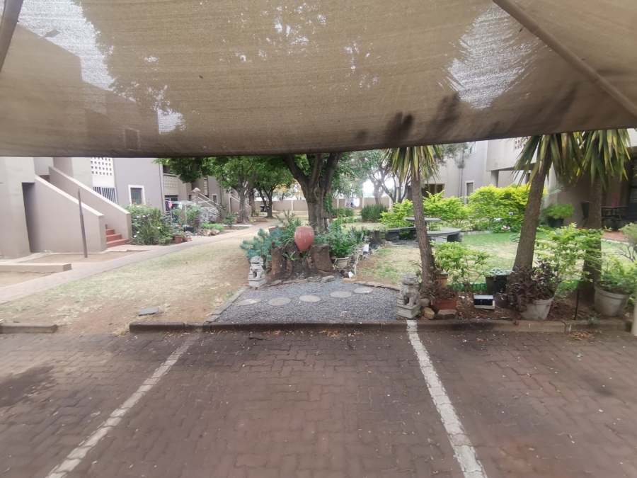 1 Bedroom Property for Sale in New Market Park Gauteng