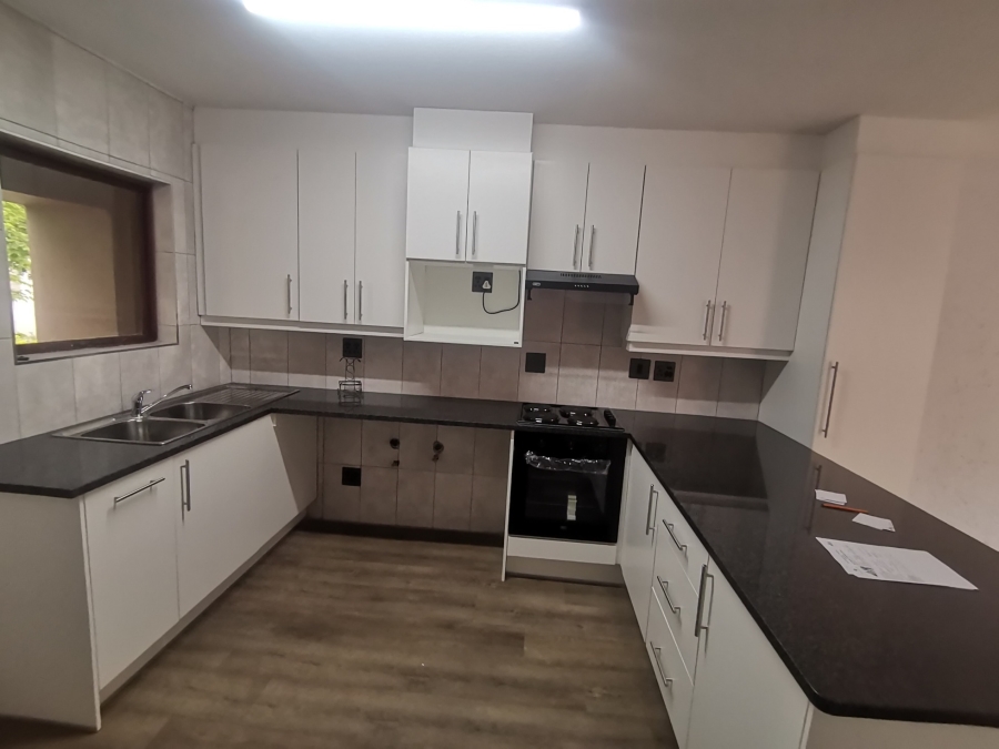 1 Bedroom Property for Sale in New Market Park Gauteng