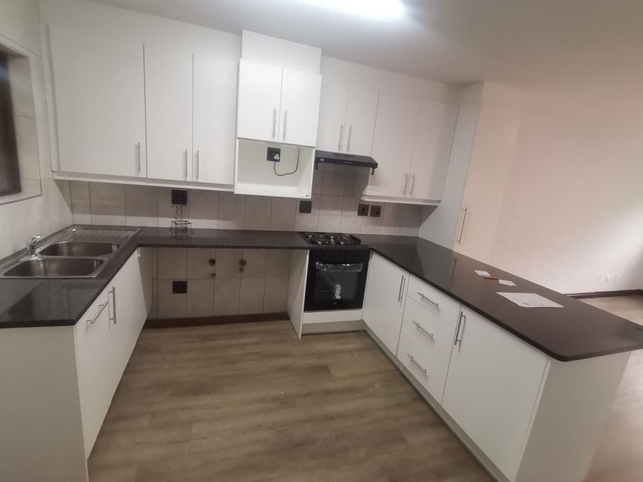 1 Bedroom Property for Sale in New Market Park Gauteng