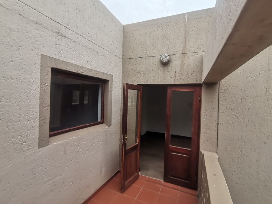 1 Bedroom Property for Sale in New Market Park Gauteng