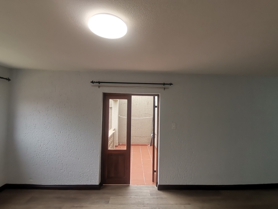1 Bedroom Property for Sale in New Market Park Gauteng