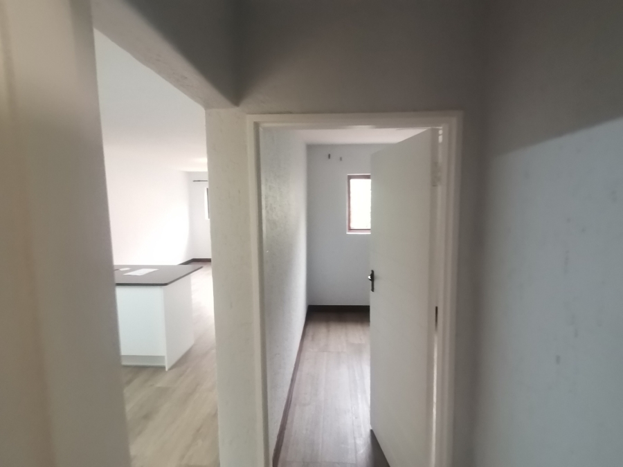1 Bedroom Property for Sale in New Market Park Gauteng
