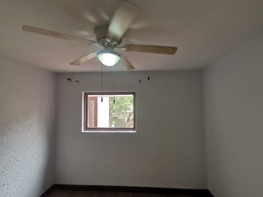 1 Bedroom Property for Sale in New Market Park Gauteng