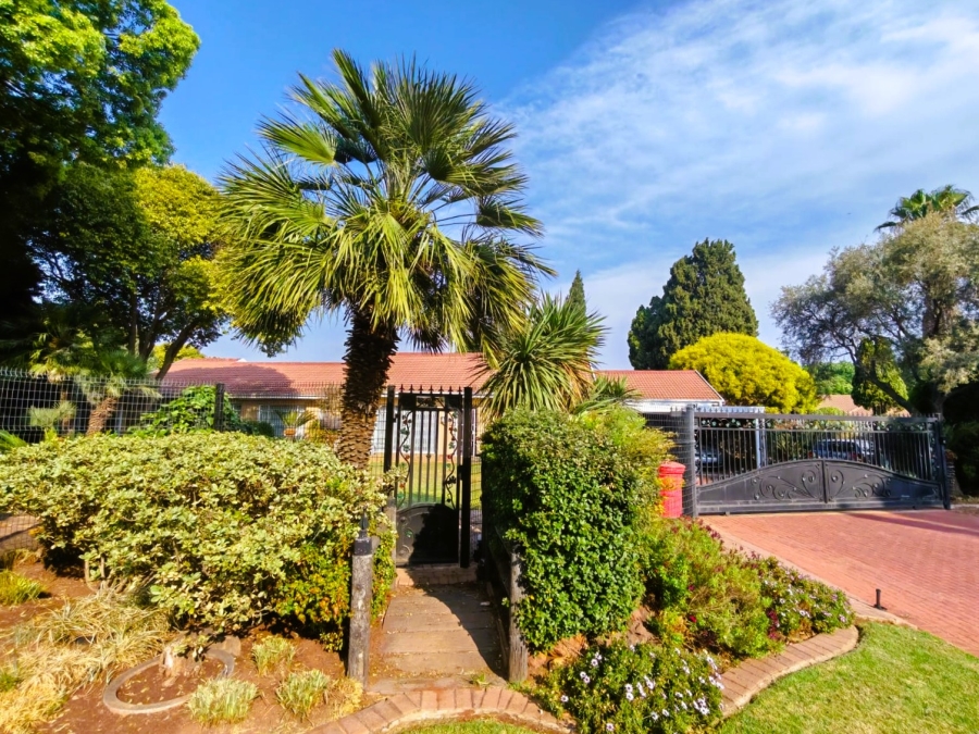 4 Bedroom Property for Sale in Three Rivers East Gauteng