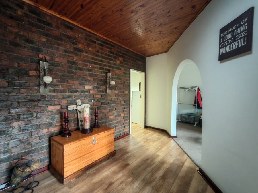 4 Bedroom Property for Sale in Three Rivers East Gauteng