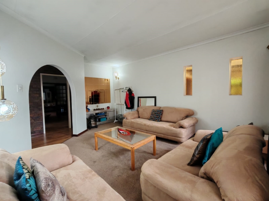 4 Bedroom Property for Sale in Three Rivers East Gauteng