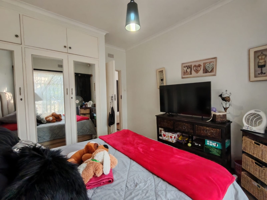 4 Bedroom Property for Sale in Three Rivers East Gauteng